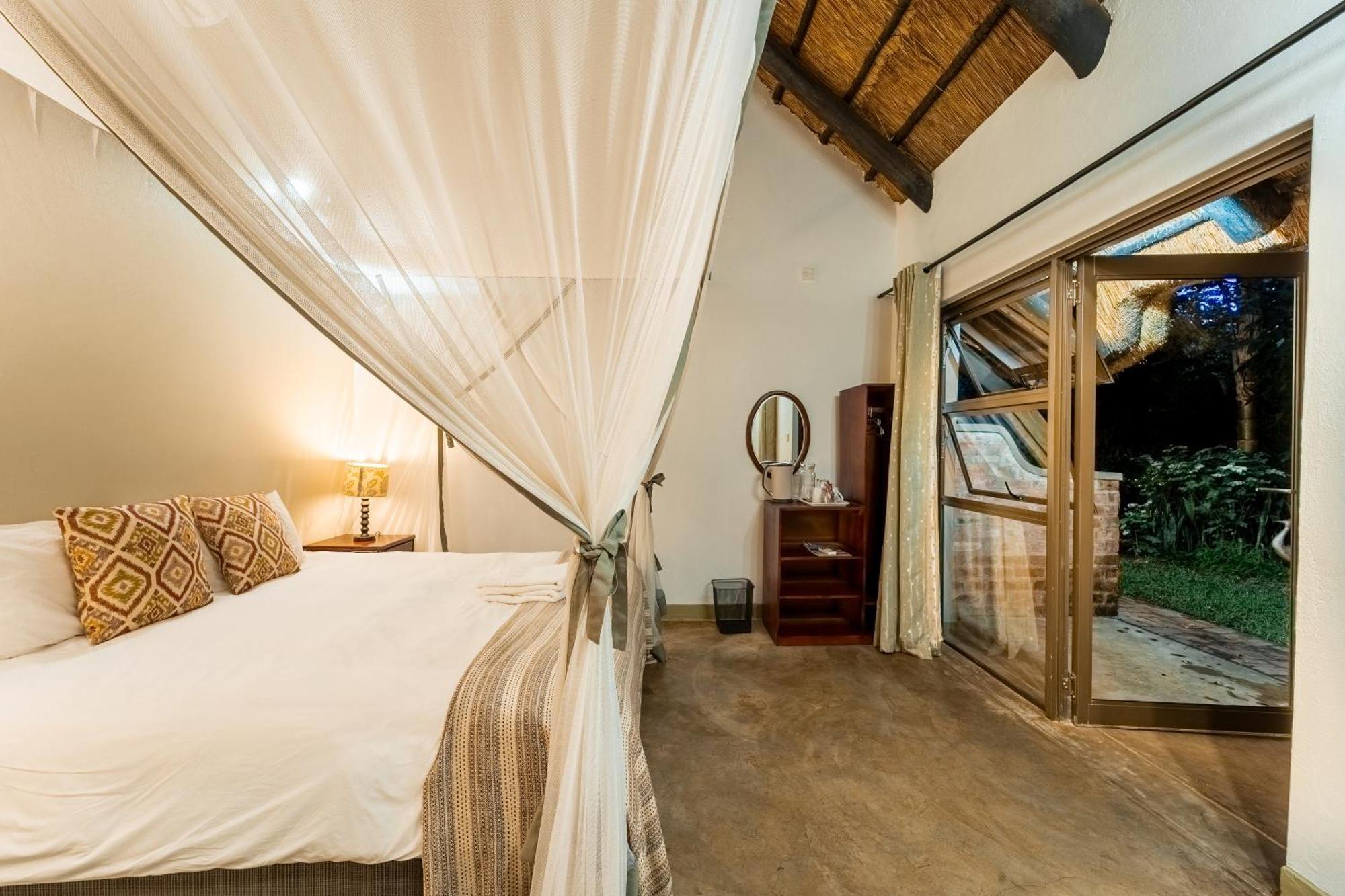 Nguni Lodge Victoria Falls Extérieur photo
