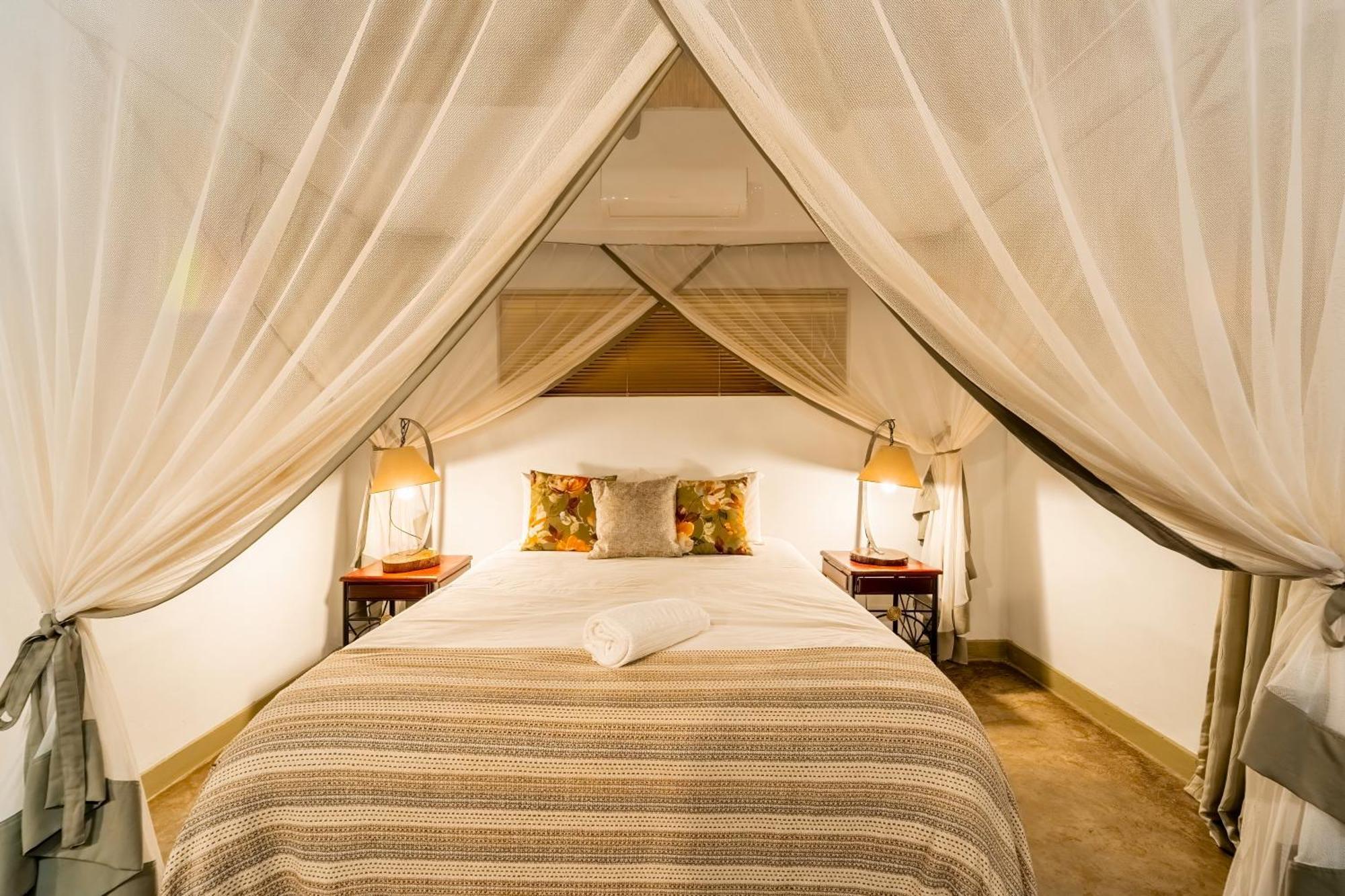 Nguni Lodge Victoria Falls Extérieur photo